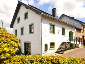 Lovely Holiday Home in B tgenbach by the Lake Bütgenbach